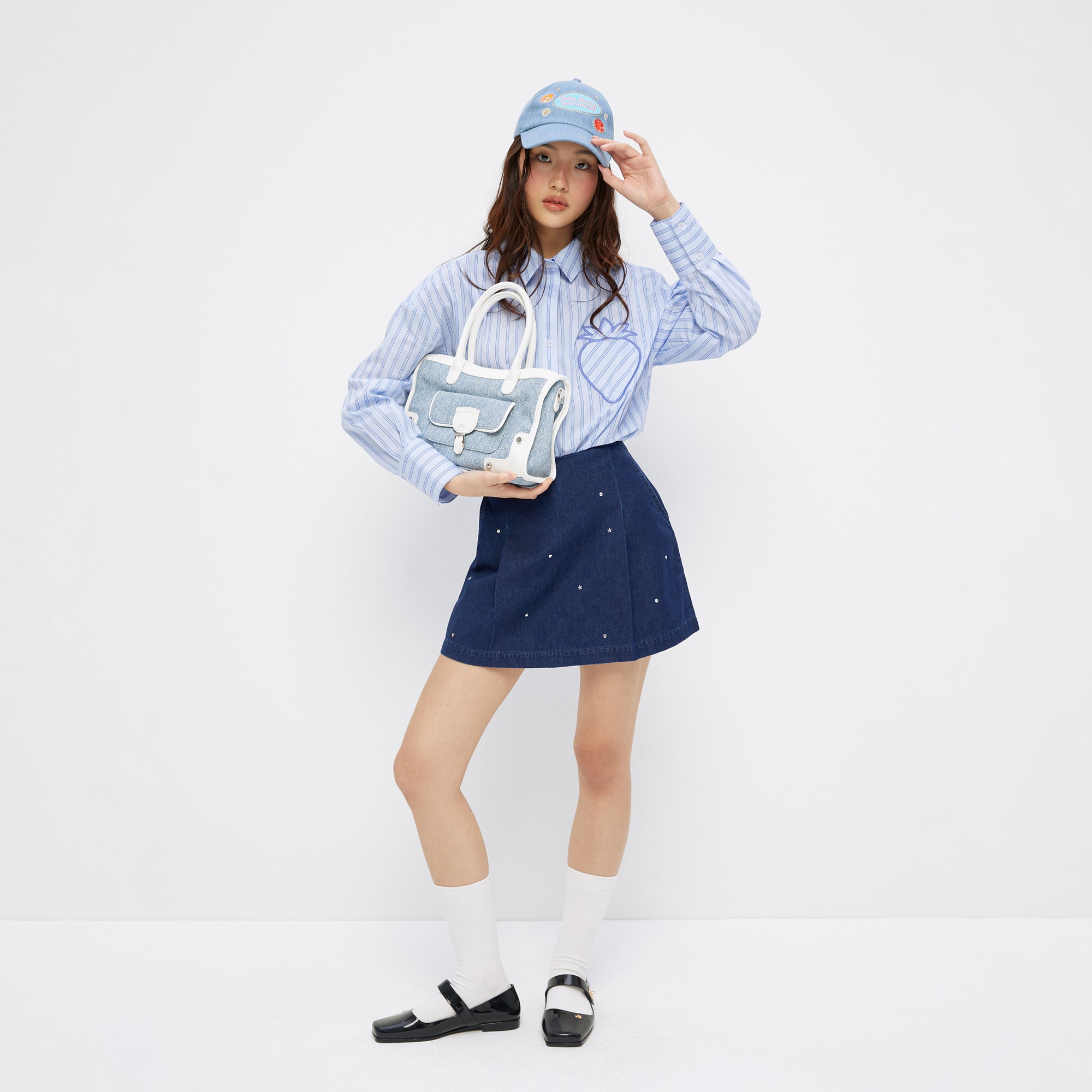 กระโปรงกางเกงเดนิมแต่งฮาร์ดแวร์สีเงิน Blue