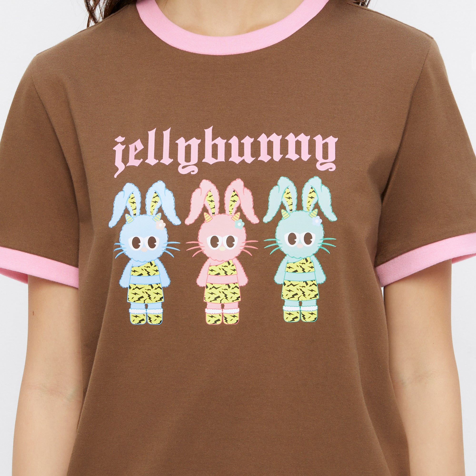 เสื้อยืดพิมพ์ลายกระต่าย Triple Leopard Jerme Brown