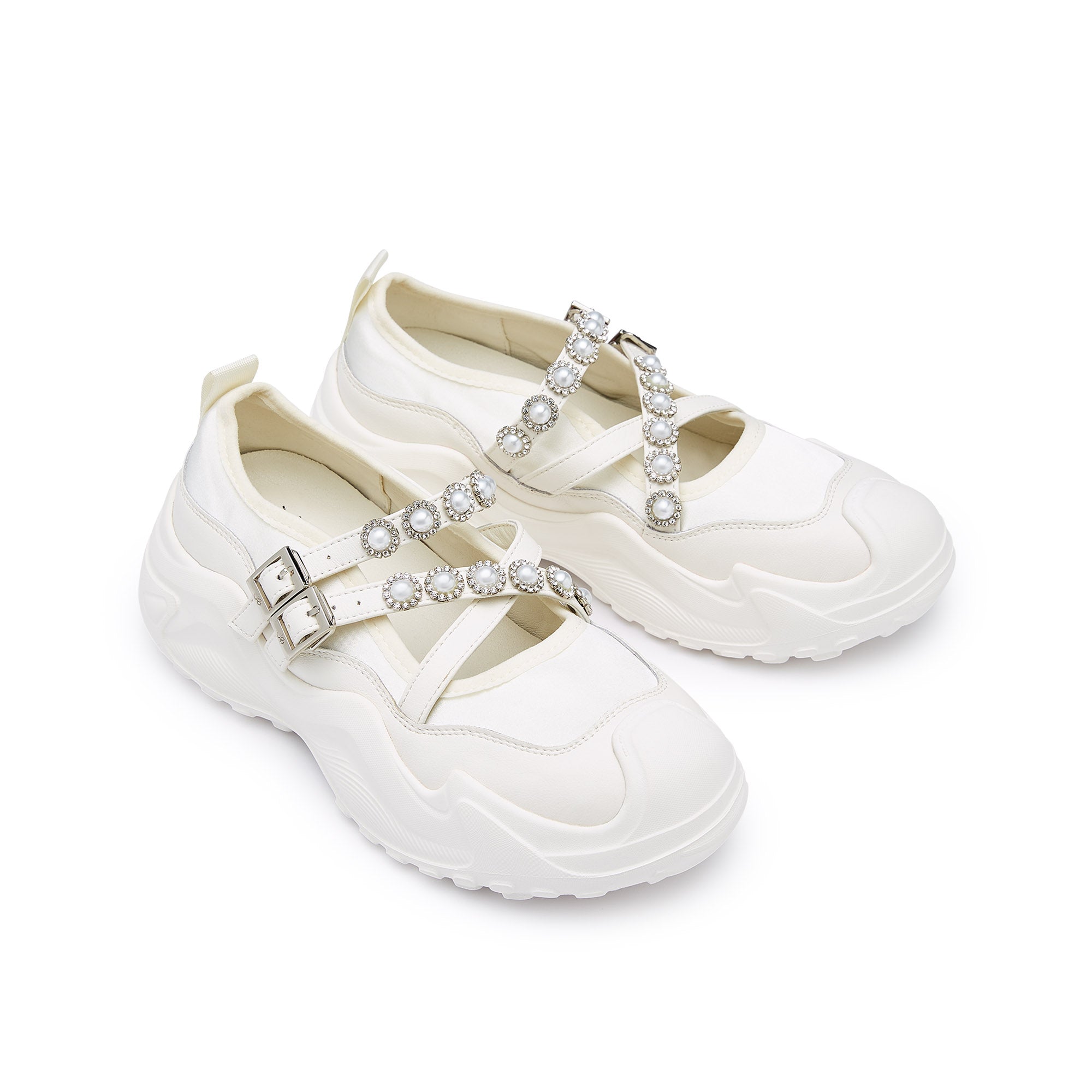 รองเท้าผ้าใบ Lumium White