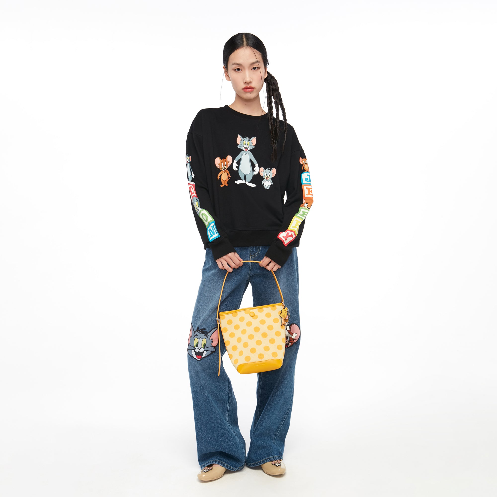 เสื้อพูลโอเวอร์พิมพ์ลาย Tom and Jerry Black