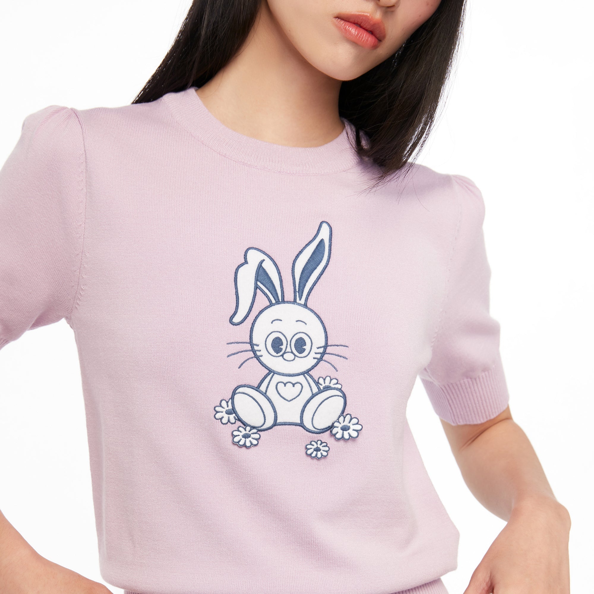 เสื้อยืดแขนสั้นผ้านิตปักลาย Jerme Purple