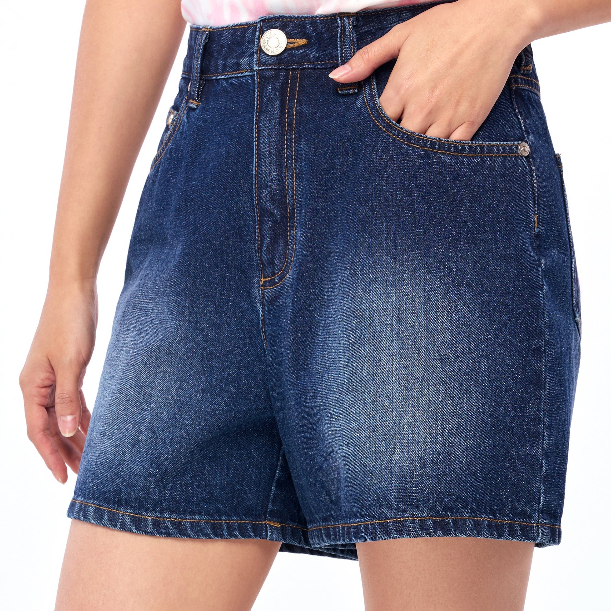 กางเกงเดนิมขาสั้น Blue