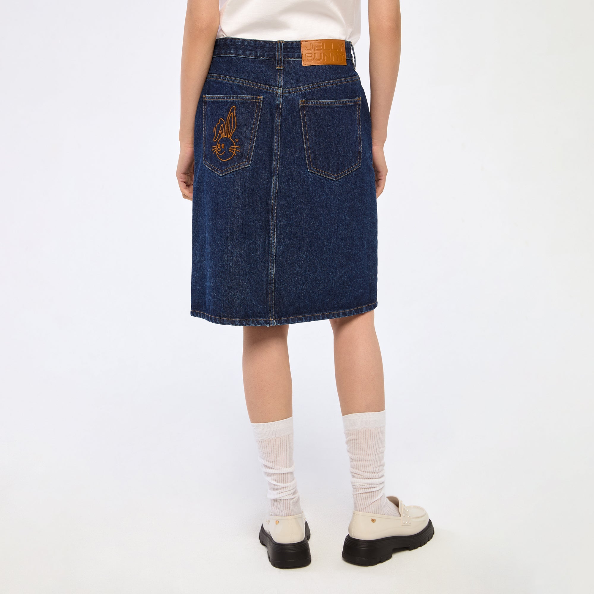 กระโปรงสั้นเดนิมปักลาย Jerme Blue