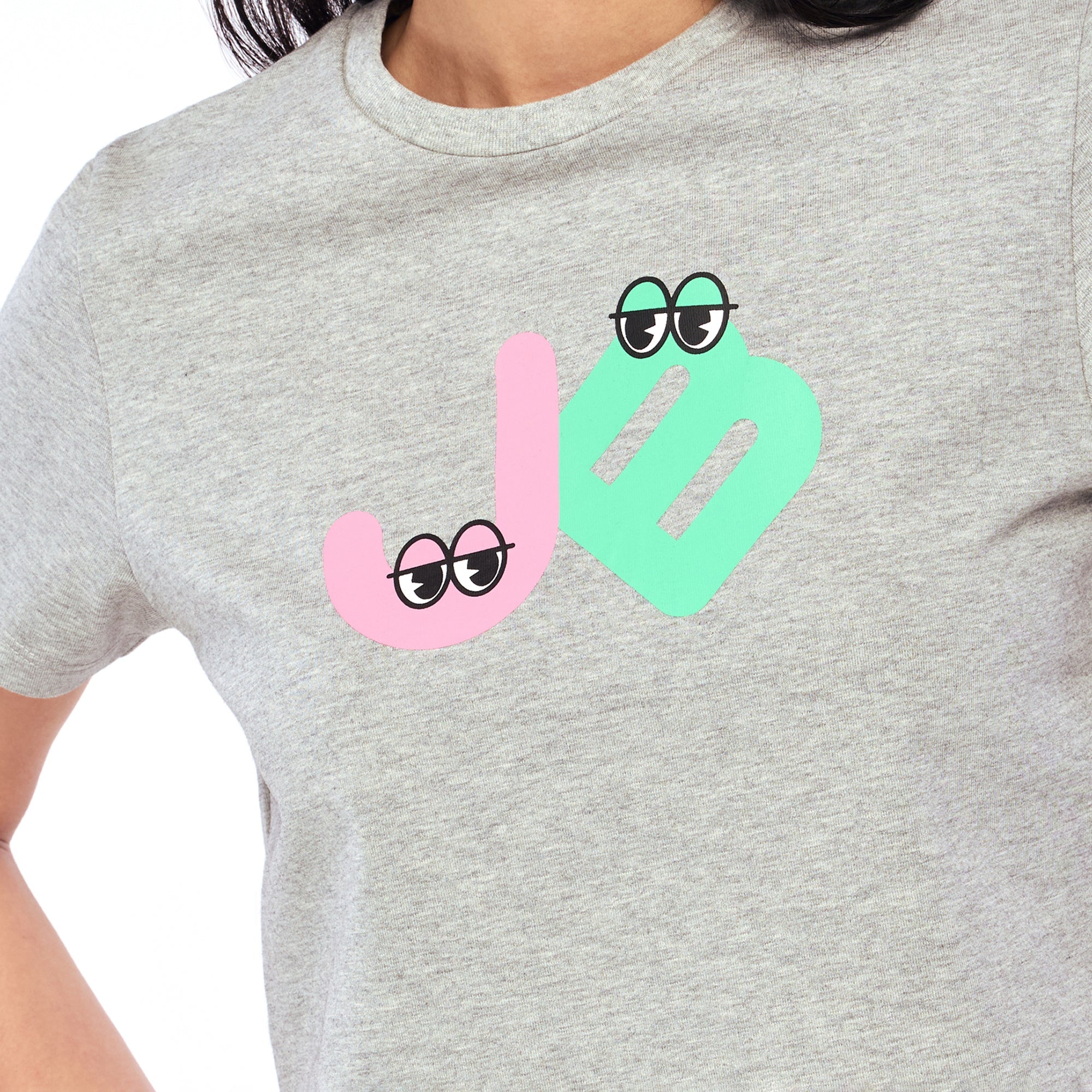 เสื้อยืดทรวงครอปแขนสั้นพิมพ์โลโก้ Grey