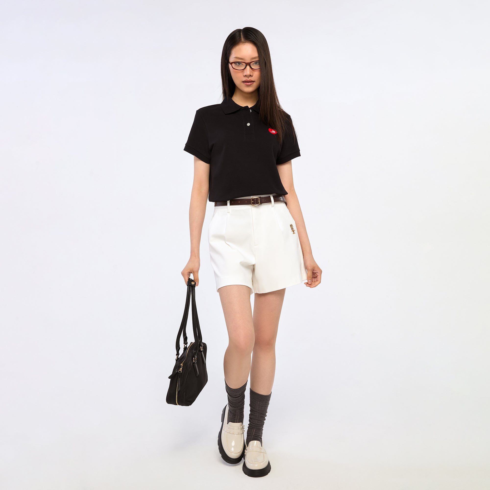 เสื้อโปโลแขนสั้นปักโลโก้ Black