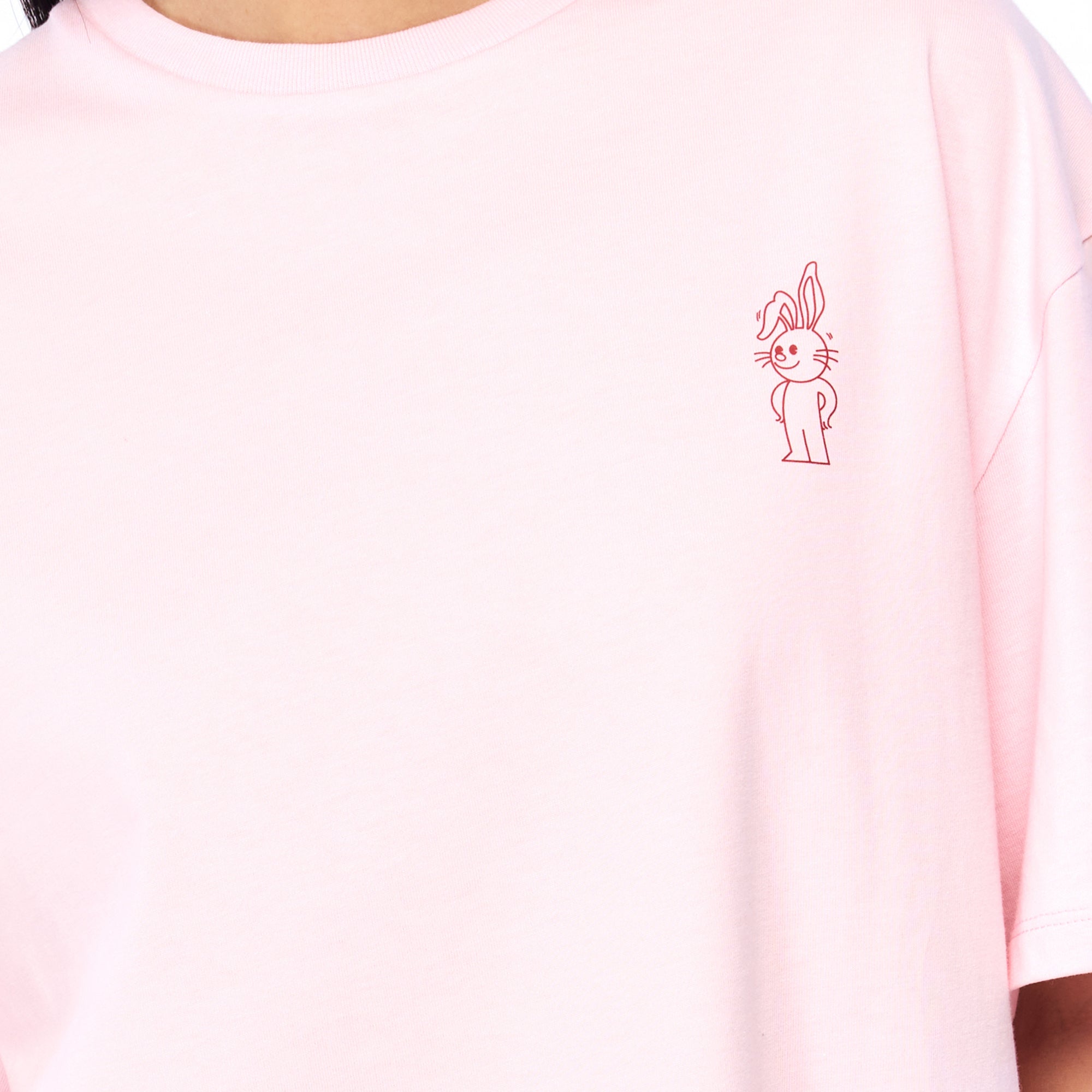 เสื้อยืดแขนสั้นปักโลโก้หัวใจ Pink