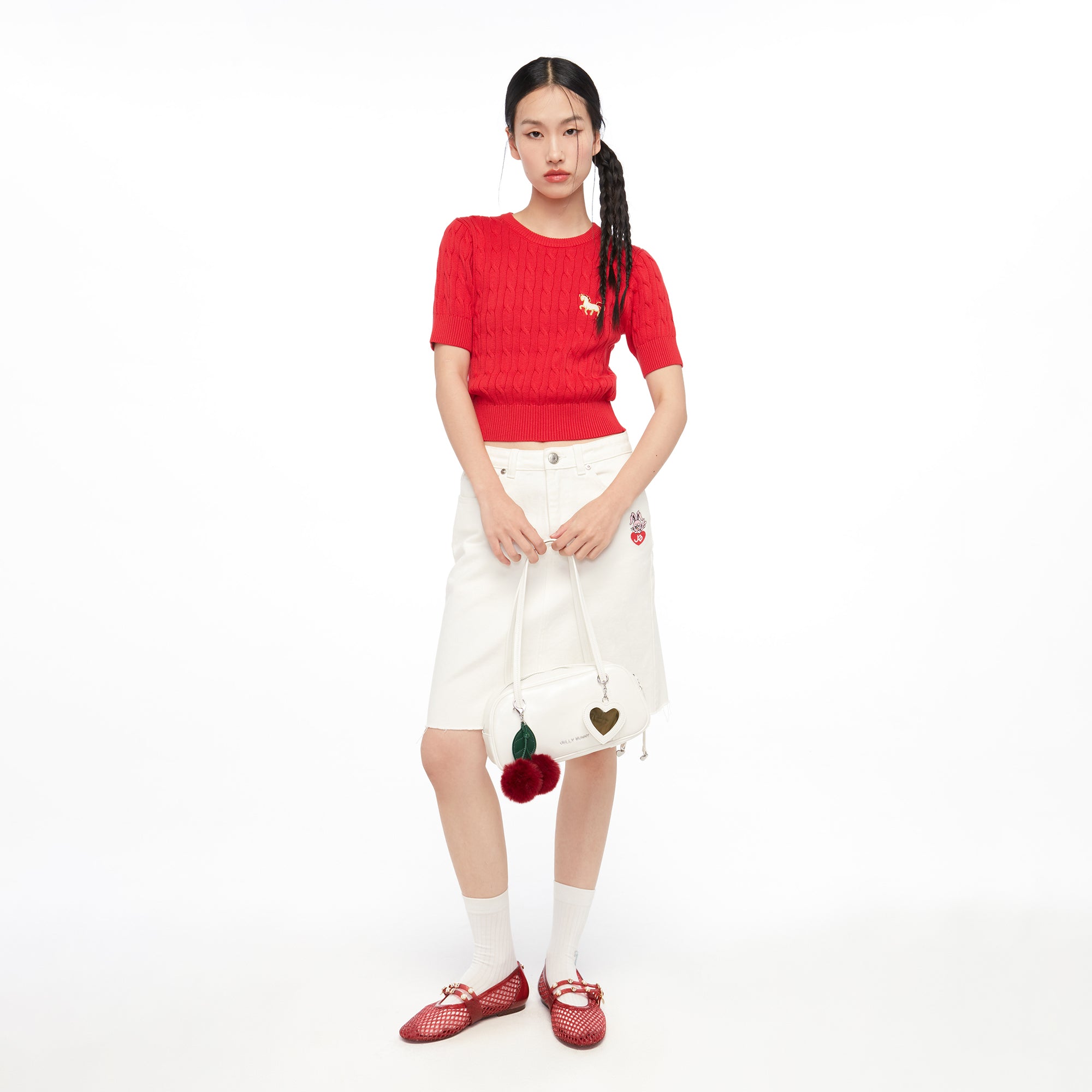 เสื้อยืดถักเคเบิ้ลแขนสั้นปักลาย Red