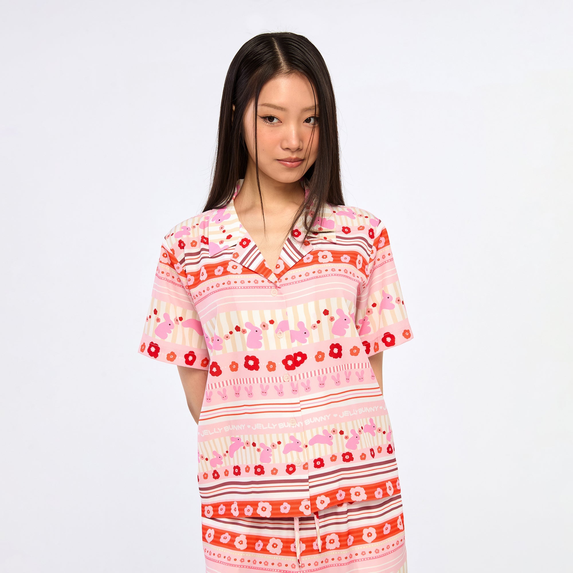 เสื้อเชิ้ตแขนสั้นพิมพ์ลาย Pink