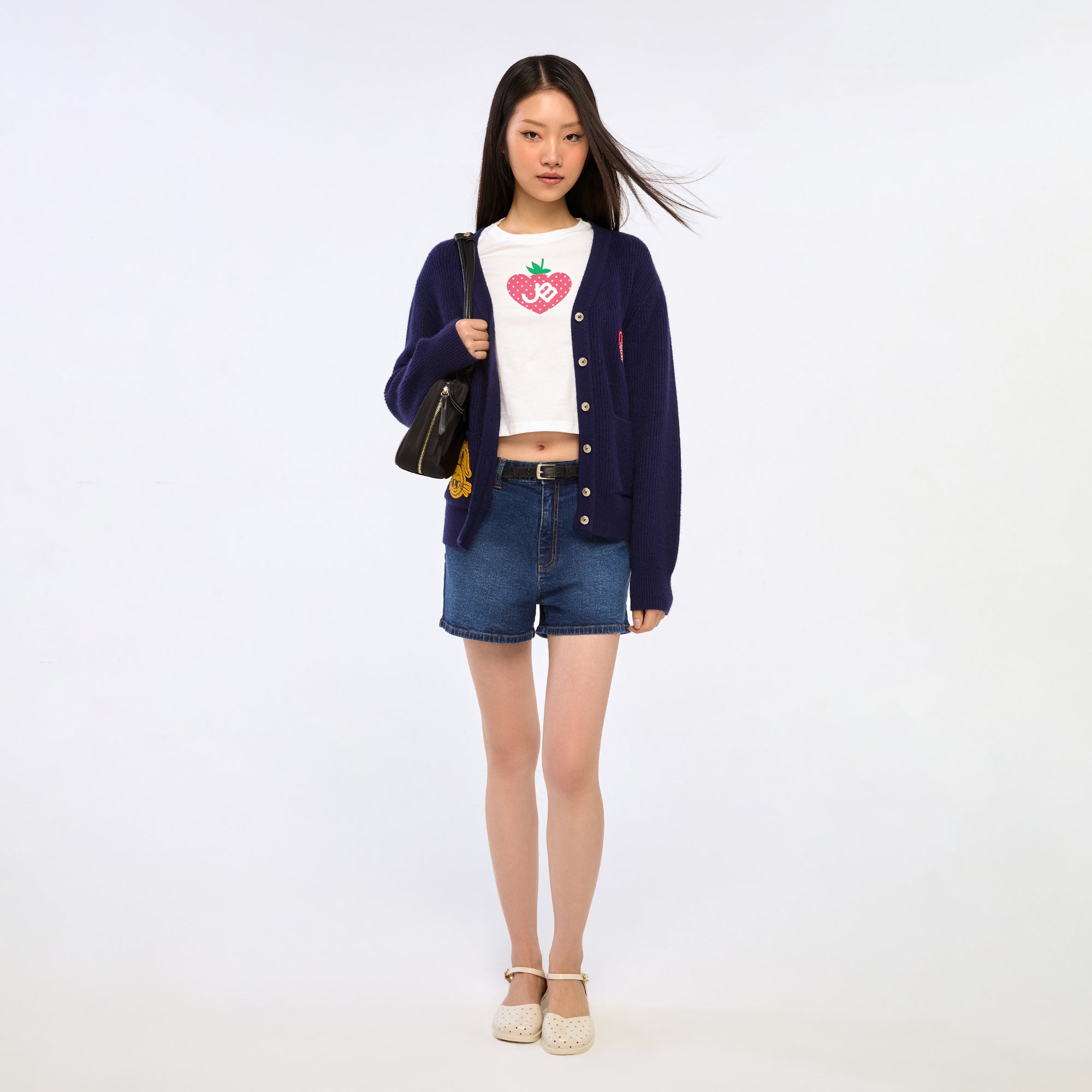 เสื้อคาร์ดิแกนแขนยาวปักลาย Navy