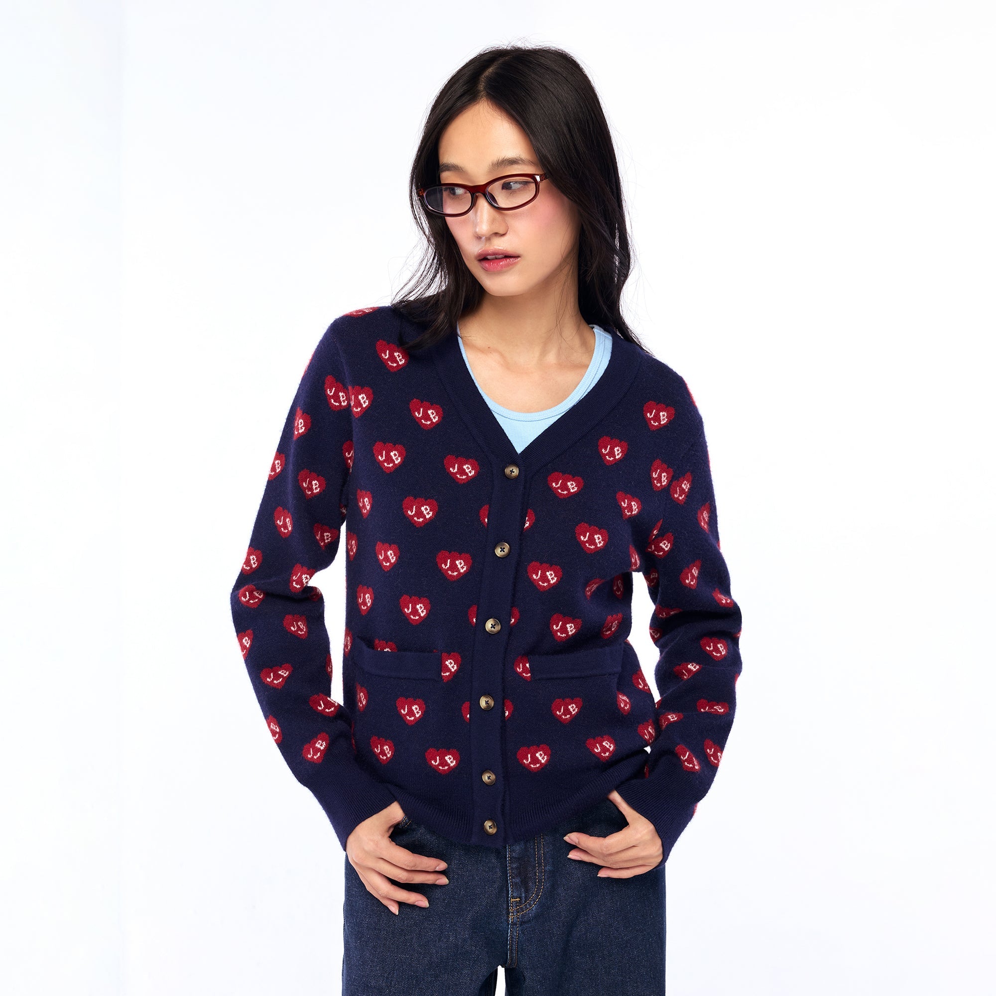 เสื้อคาร์ดิแกนแขนยาวพร้อมลายปักโลโก้รูปหัวใจ Navy