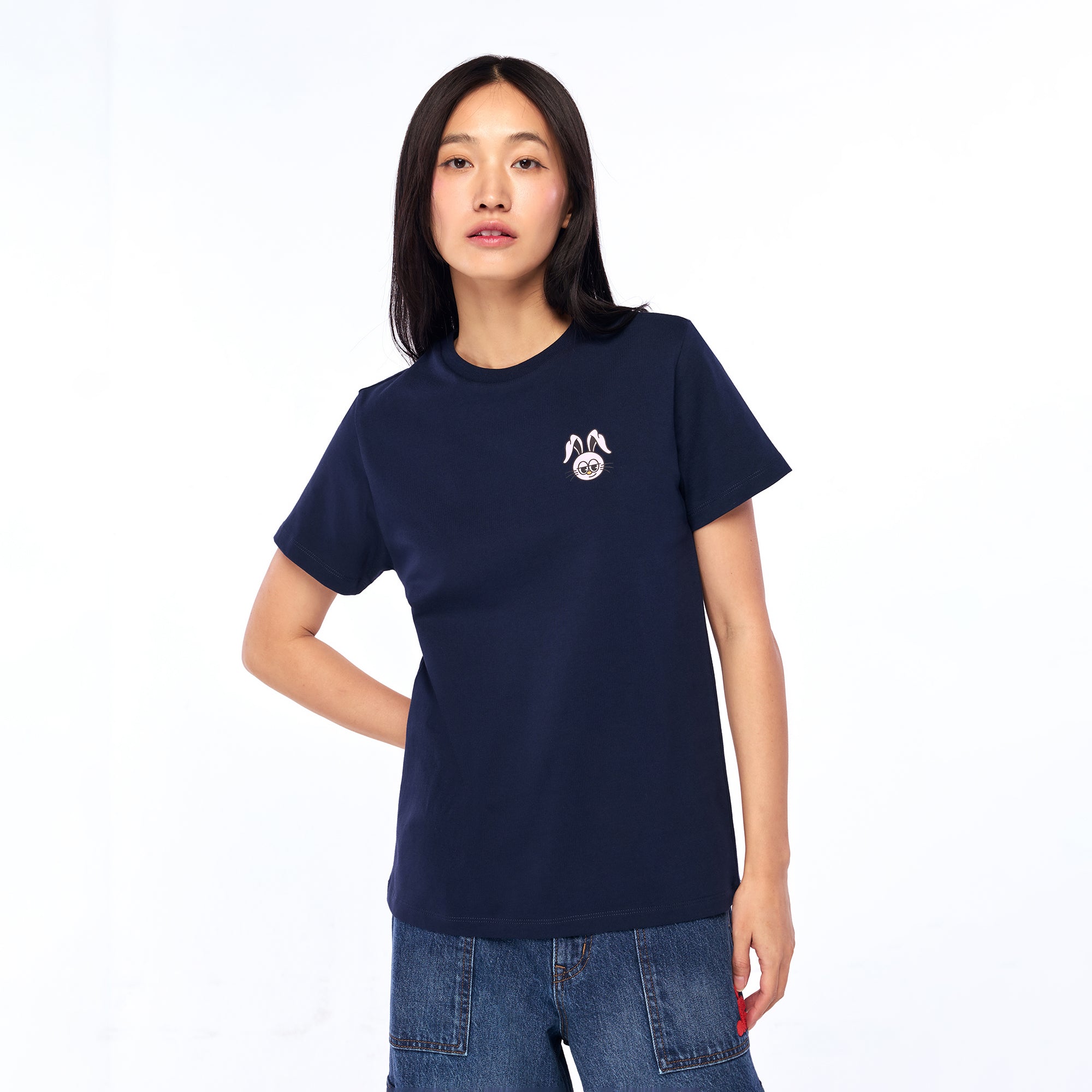 เสื้อยืดแขนสั้นปักลาย Jerme Navy