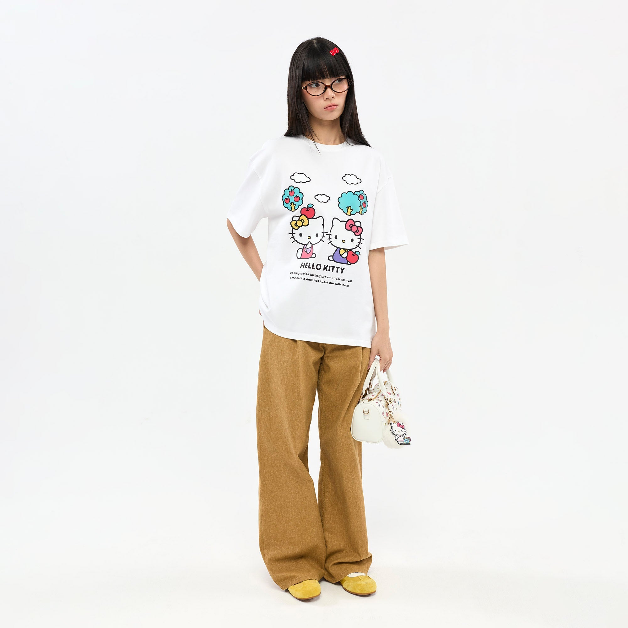เสื้อยืดแขนสั้น Hello Kitty White