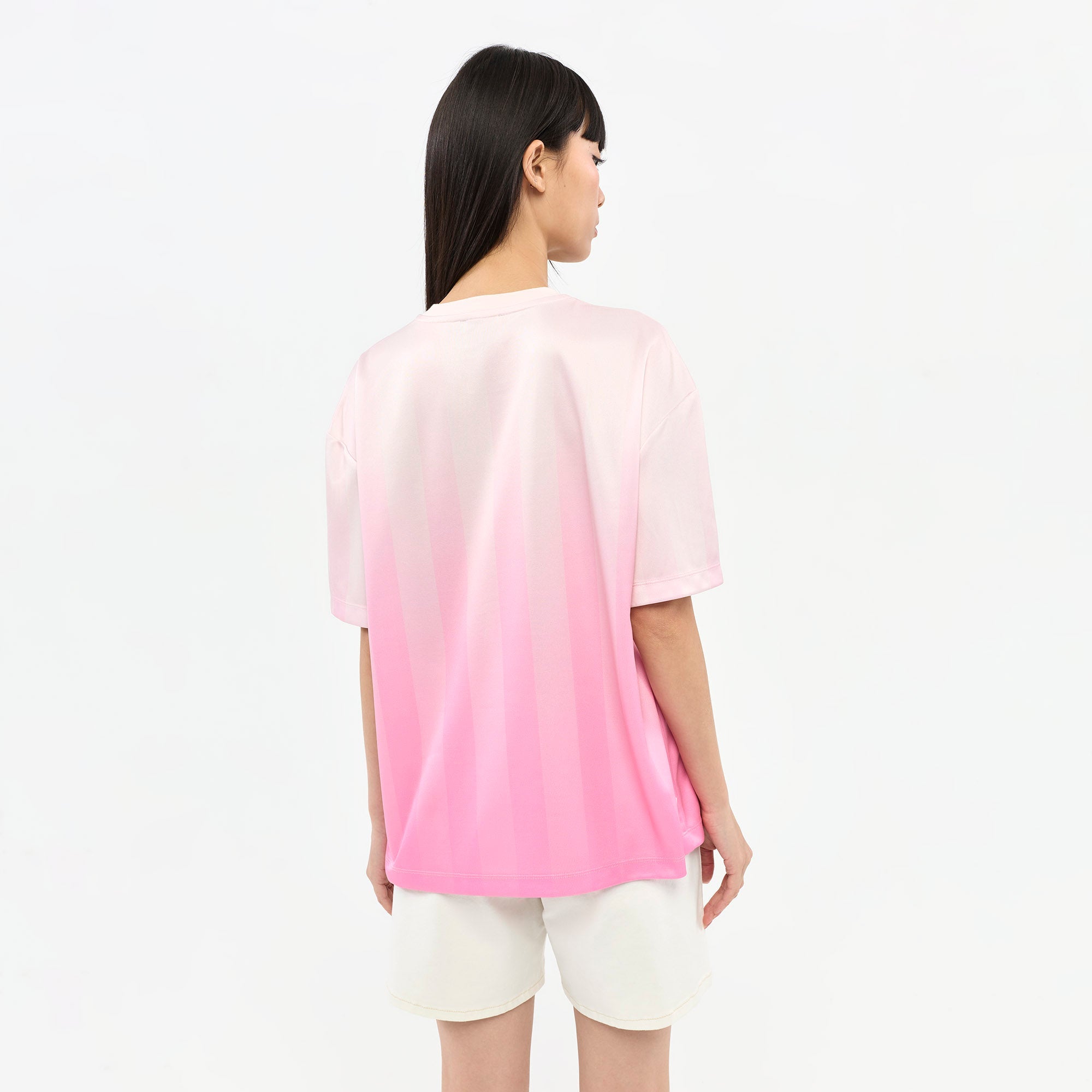 เสื้อยืดแขนสั้นไล่เฉดสี Hello Kitty Multi Color