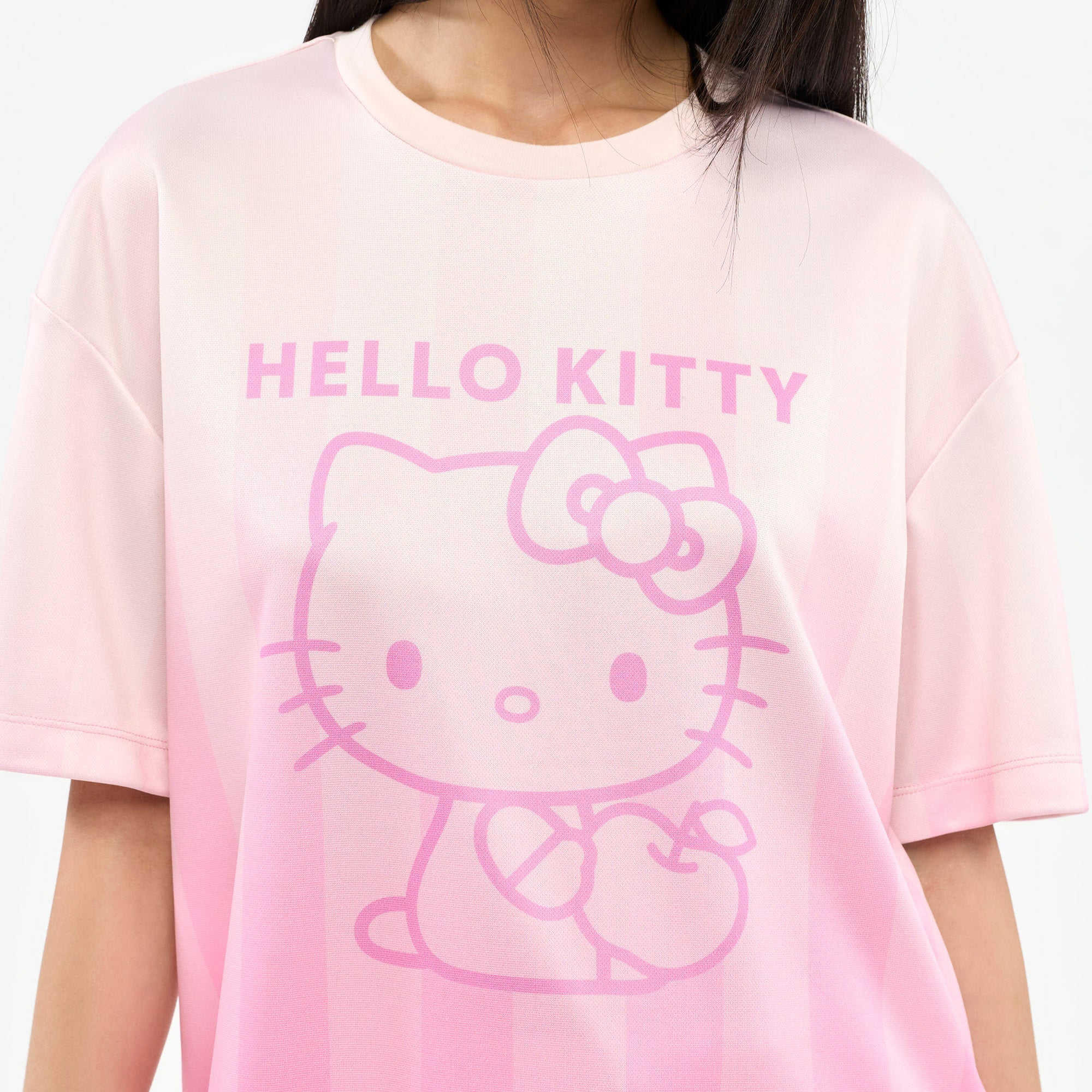 เสื้อยืดแขนสั้นไล่เฉดสี Hello Kitty Multi Color