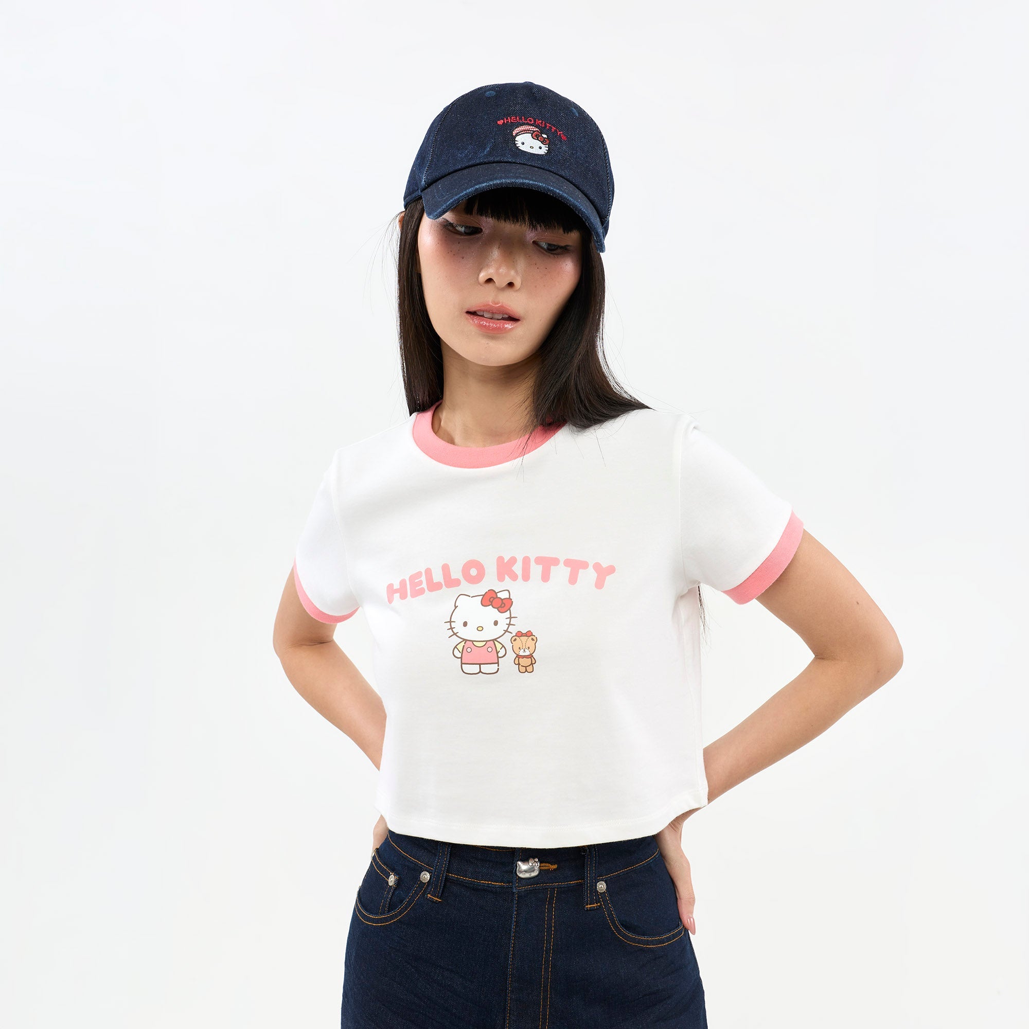 เสื้อยืดแขนสั้น Hello Kitty White