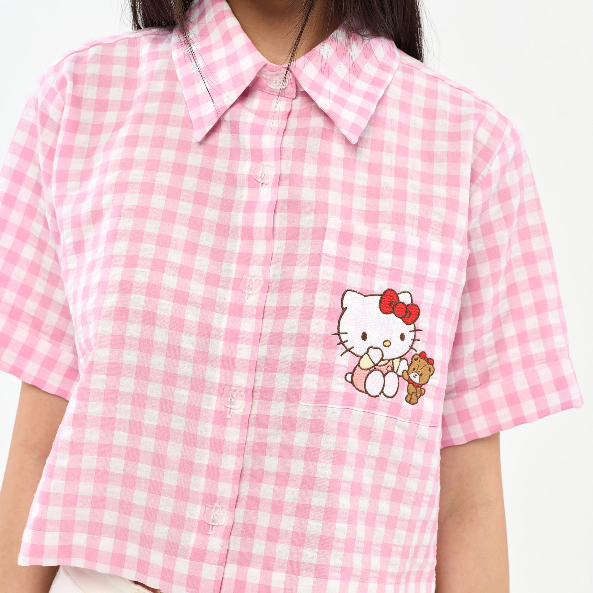 เสื้อเชิ้ตแขนสั้นลายตาราง Hello Kitty Check Pink