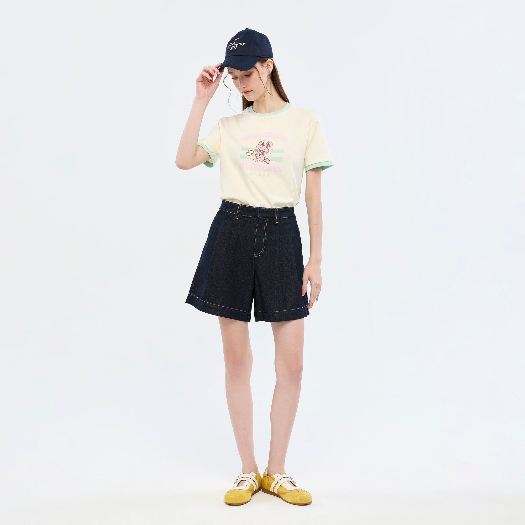 Worldwide Graphic T-Shirt Cream