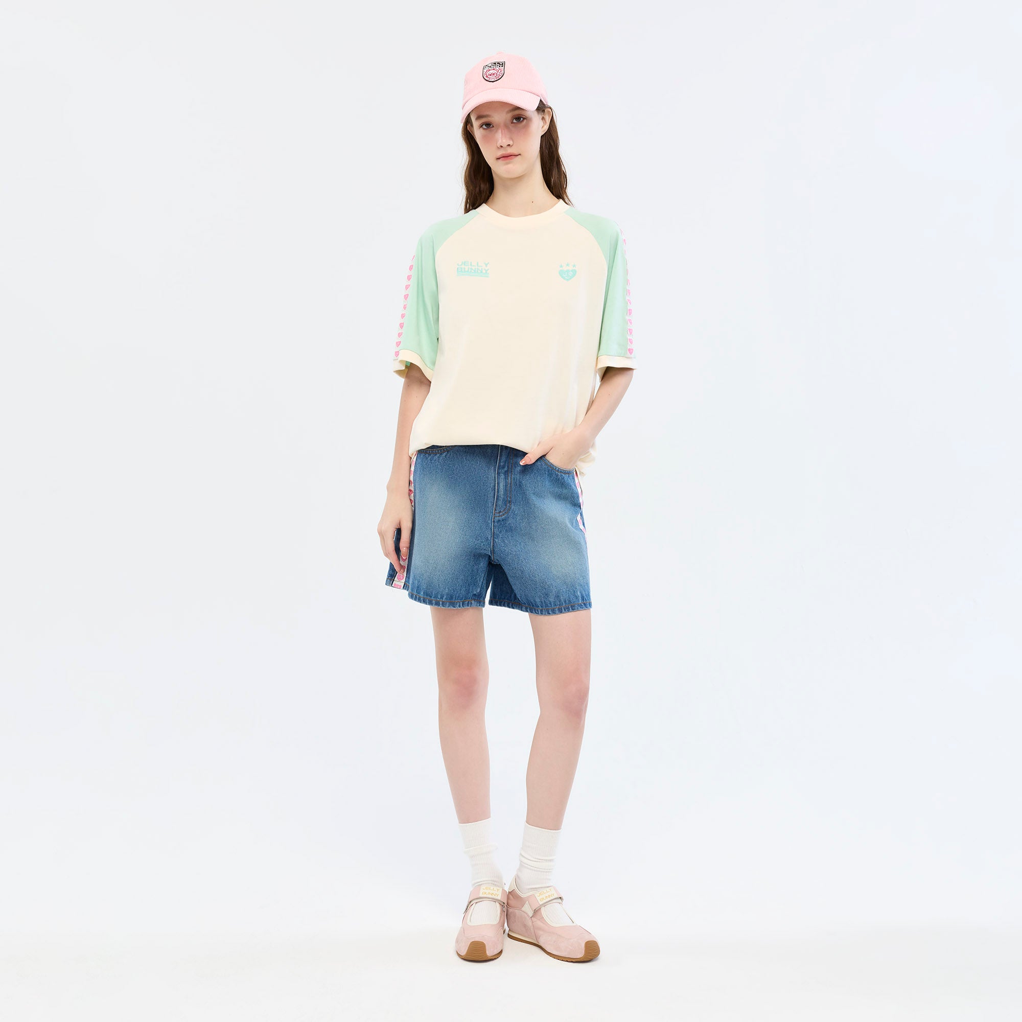 Logo Tape Raglan T-Shirt Off-White